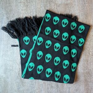 Urban Outfitters Alien Pattern Reversible Knit Oversized Tassel Scarf